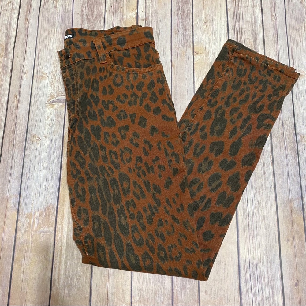FASHION NOVA High Rise Cheetah Skinny Size 11